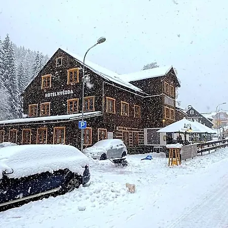 Hotel Hvezda 3*