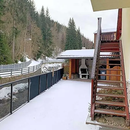 Hvezda Otel 3*