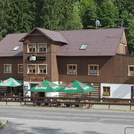 Hvezda Otel 3*