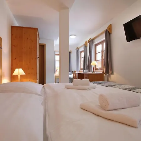 Hotel Hvezda