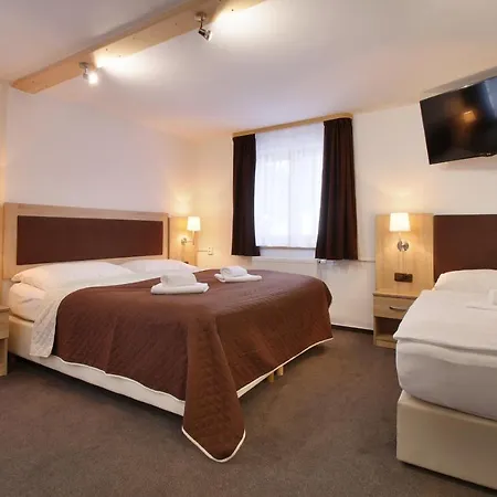 Hotel Hvezda Pec pod Sněžkou